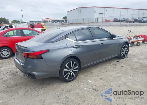 2021 Nissan Altima Sr Intelligent Awd z USA, uszkodzony, nr VIN 1N4BL4CW8MN415203